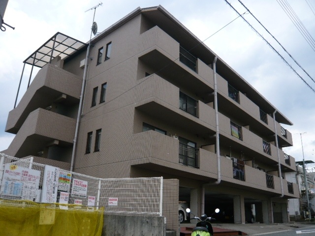 Building appearance. RC structure apartment