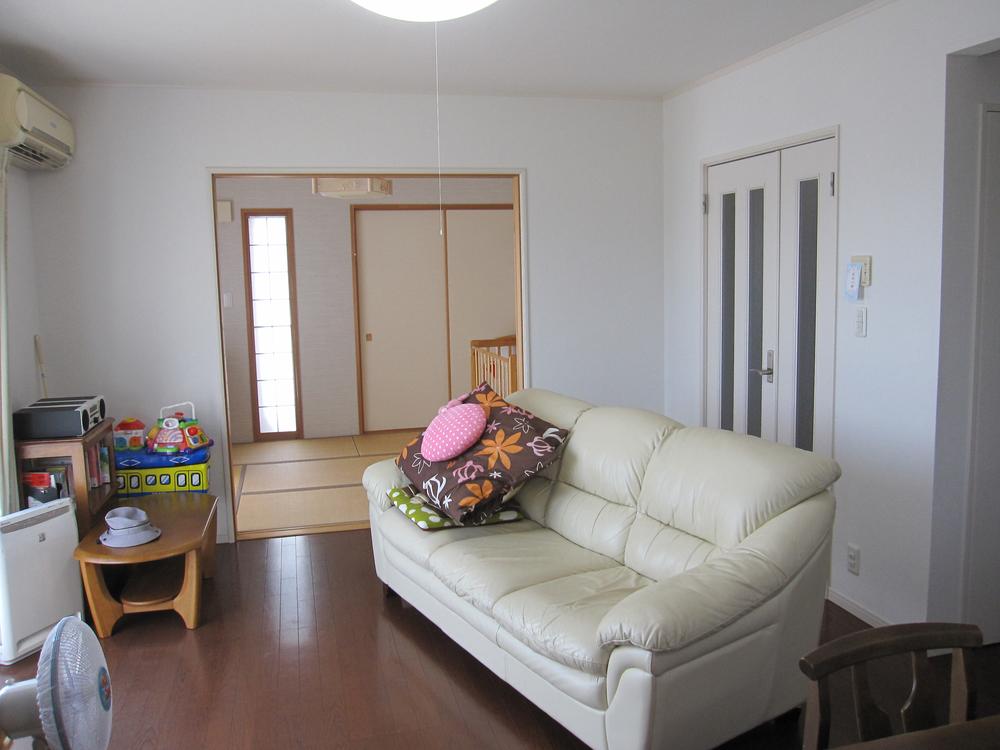 Living. Room (August 2013) Shooting