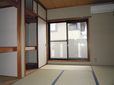 Living and room. Room 2