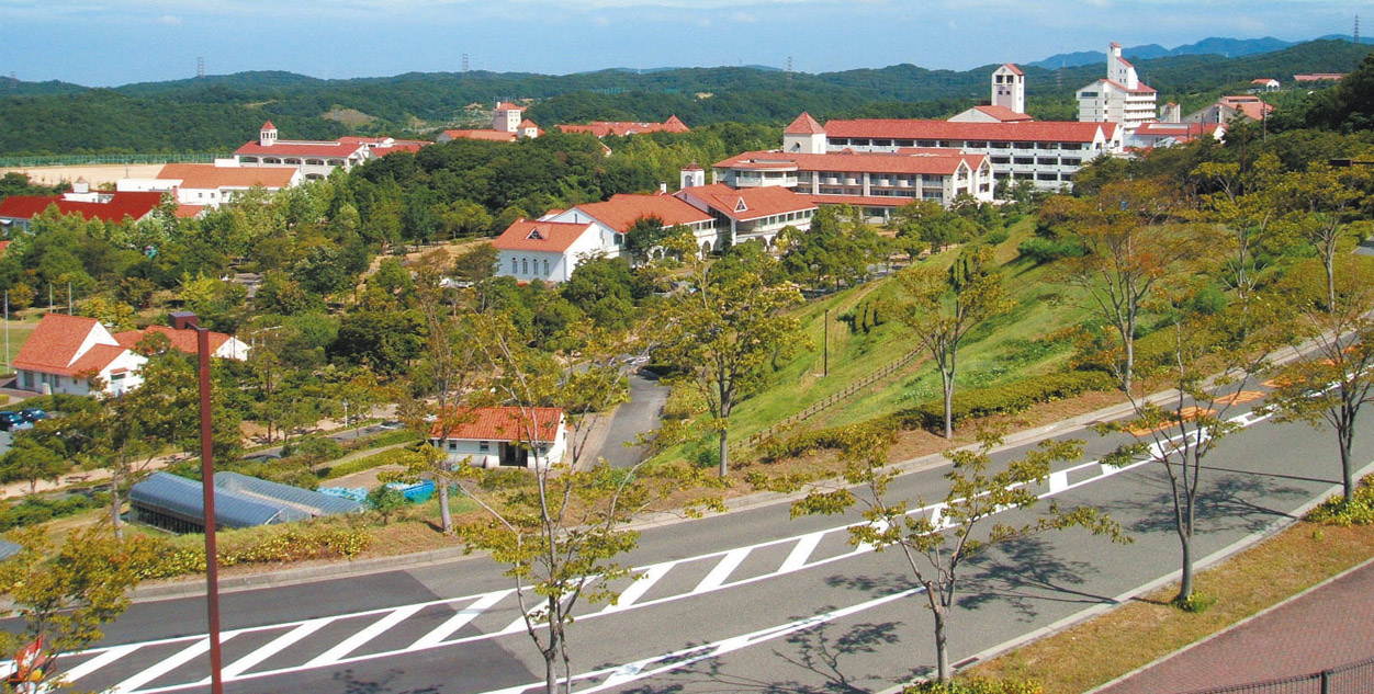 Other Environmental Photo. This closeness happiness of the popular holiday spot in the 2500m Kobe to village! While fully taking advantage of the natural, Exercise plaza, Lawn park, There is a campsite, such as many types of facilities. 