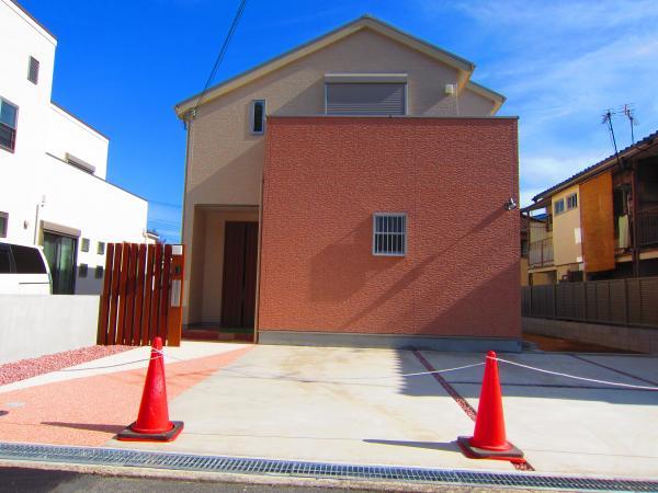 Floor plan. Exterior Photos [2013 November shooting] 