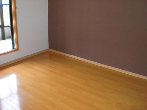 Non-living room. Day is also well is ideal for raising children.