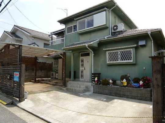 Local appearance photo. The building is the appearance.