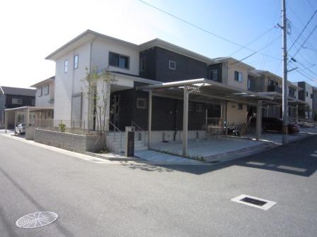 Local photos, including front road. Corner lot, Solar power