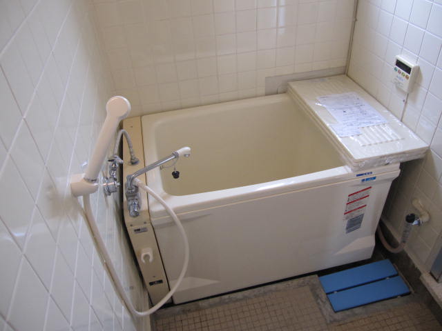 Bath. Slowly bathing with happy add-fired function ◎