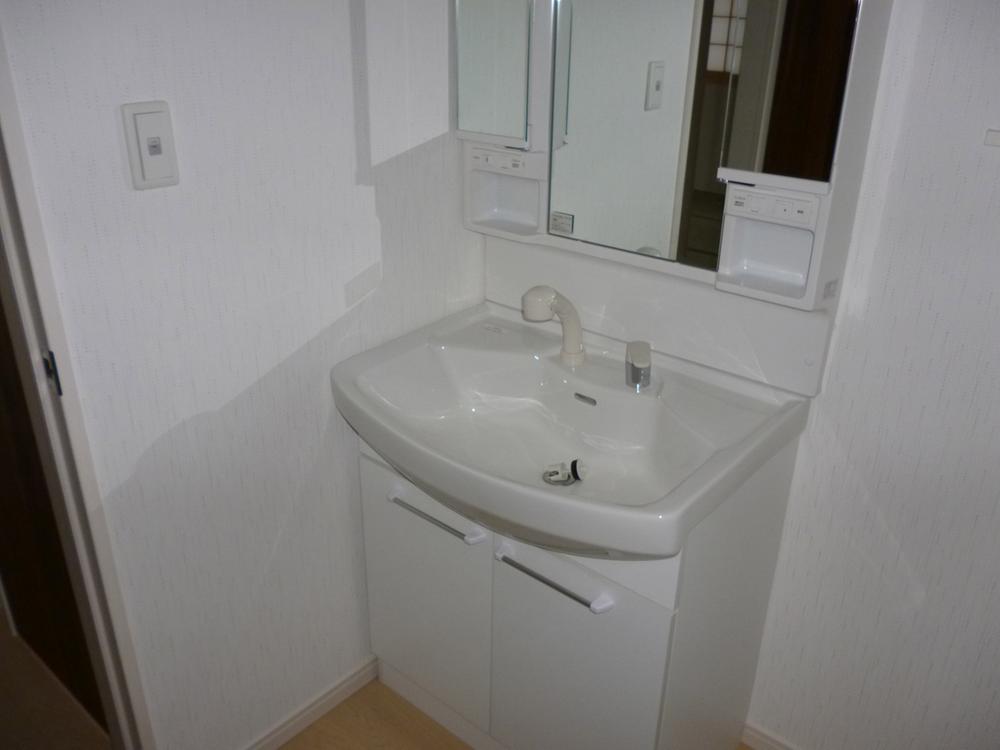 Same specifications photos (Other introspection). Same specifications