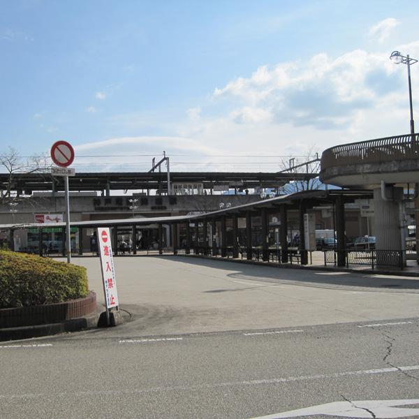 station. Okaba station (6 minutes walk)