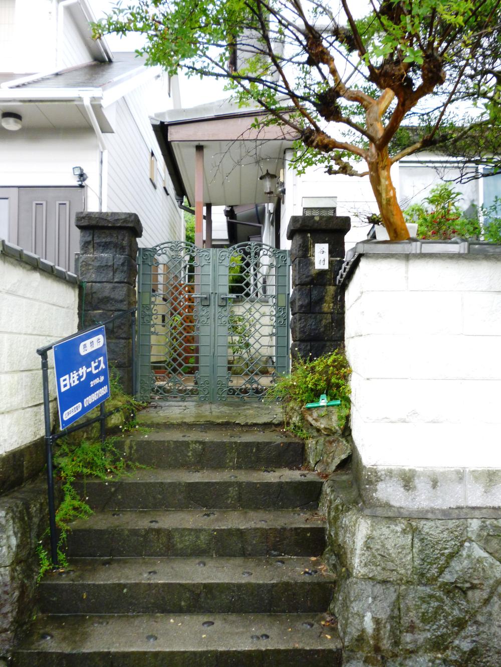 Entrance. Local (July 2012) shooting