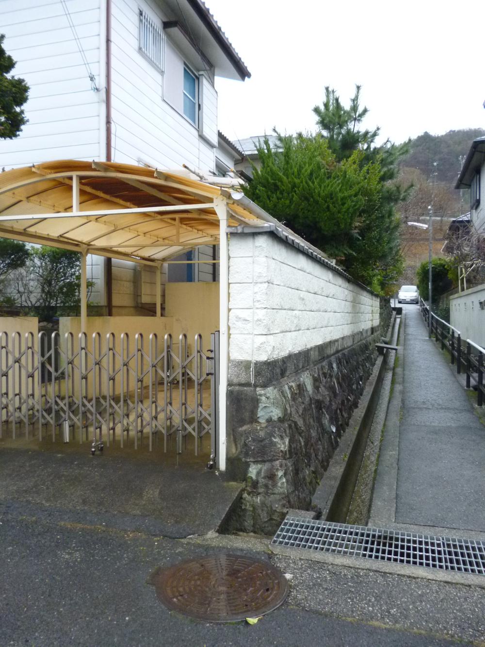 Parking lot. Local (February 2013) Shooting