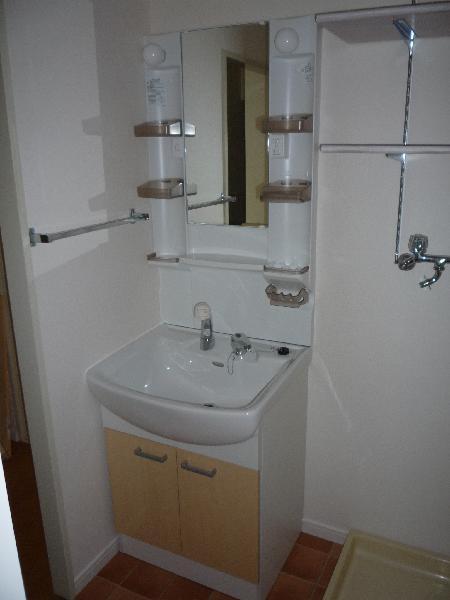 Washroom. Wash basin had made