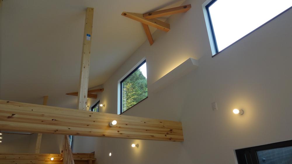 Living. Our construction cases