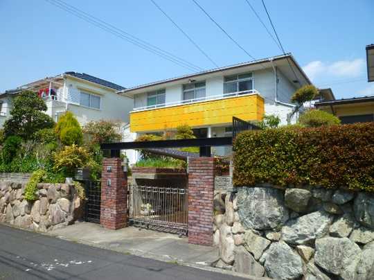 Local appearance photo. This appearance.  Is a positive per good on the south-facing.