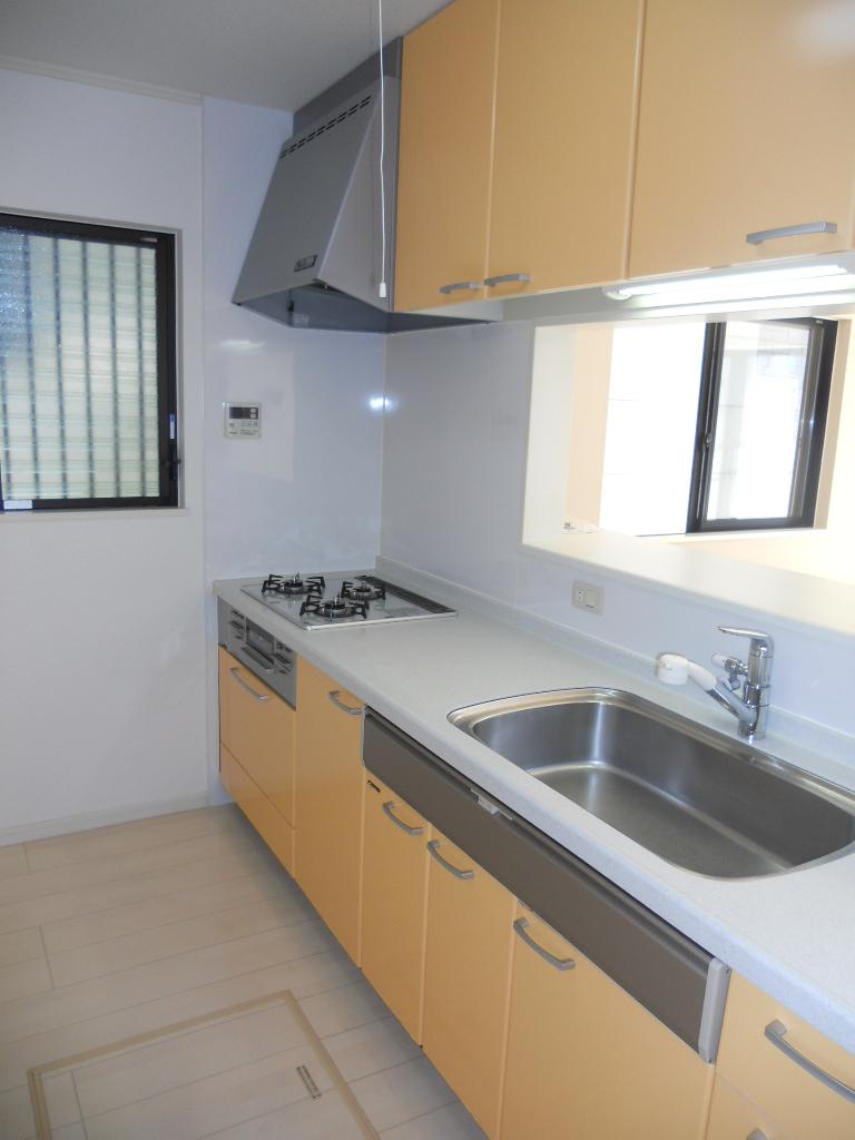 Kitchen. Counter kitchen.