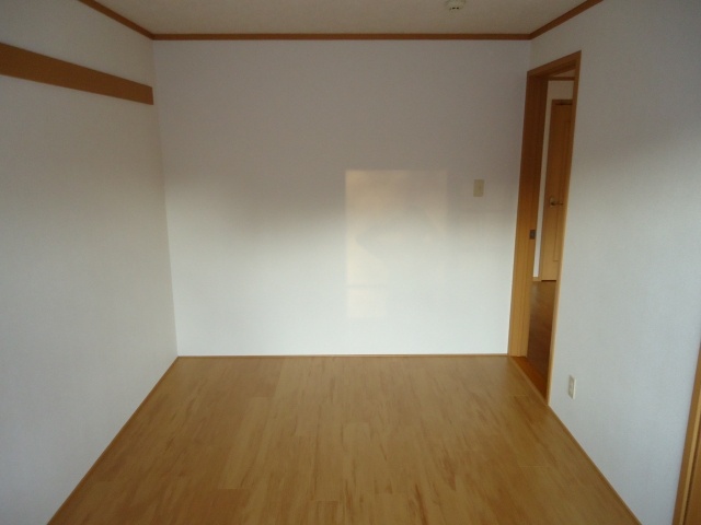 Living and room. Western-style 6 Pledge