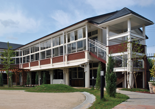 kindergarten ・ Nursery. There Fujiwara kindergarten (kindergarten ・ 645m to the nursery)