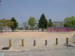 park. 626m to Arino park