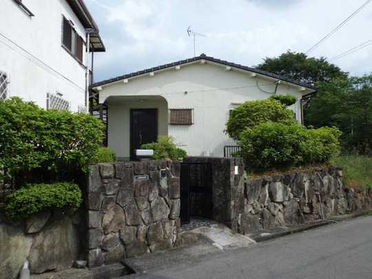 Local appearance photo. The building is the appearance.