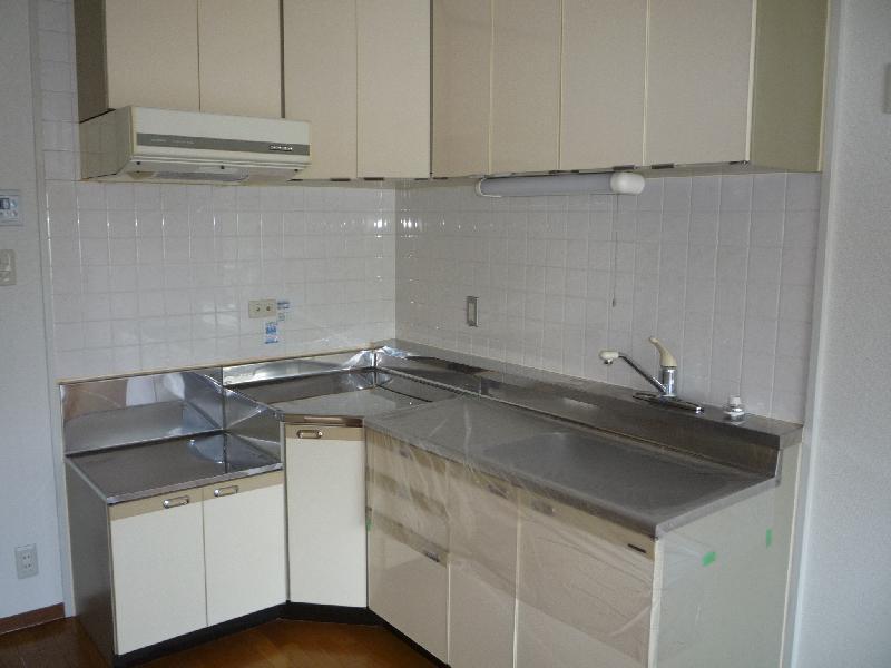 Living and room. Housed many kitchen