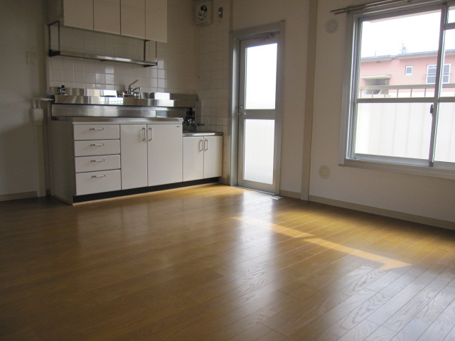 Living and room. About 10 Pledge of a large living (* ^ _ ^ *)