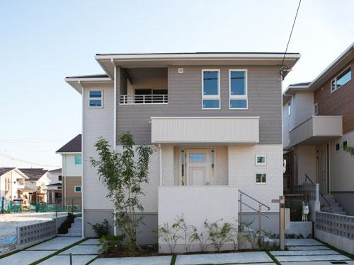 Local appearance photo. So that the life of the first floor is to enhance, I plan to have a clear. In preparation for the time of returning home, The entrance next to you will find a shoe cloak and hand washing.   [No. 140 land] 