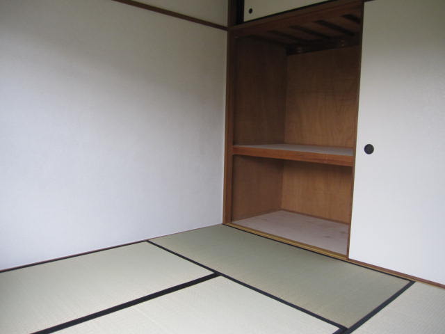 Receipt. Also neat storage space also enhance the room!