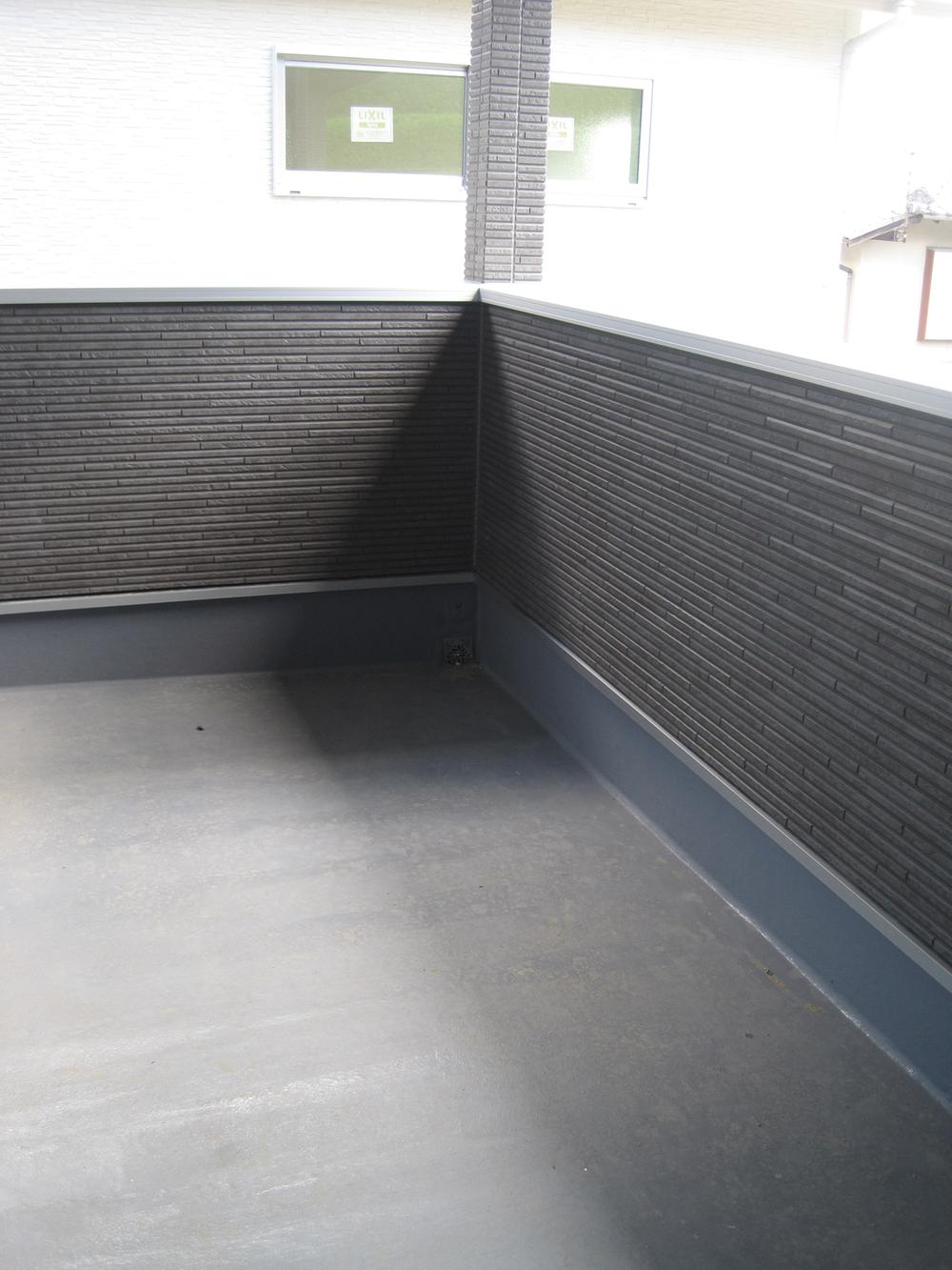 Balcony. Local (September 2013) Shooting