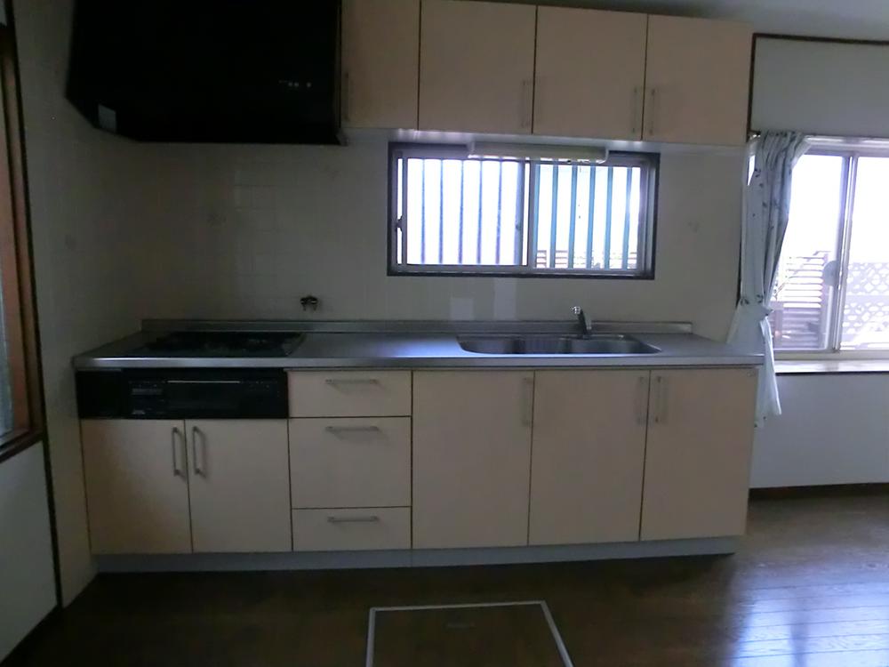 Kitchen. Indoor (September 2013) Shooting