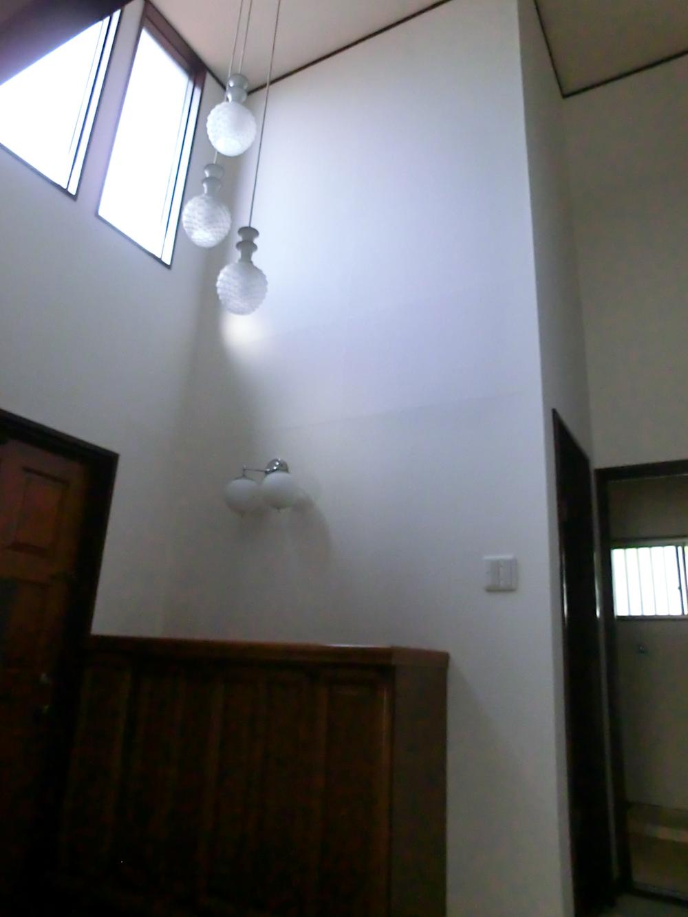 Entrance. Local (September 2013) Shooting