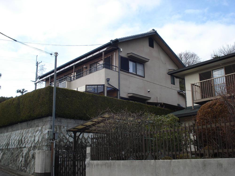 Local appearance photo. Local (January 2012) shooting