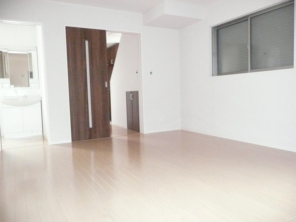 Living. Indoor (10 May 2013) Shooting