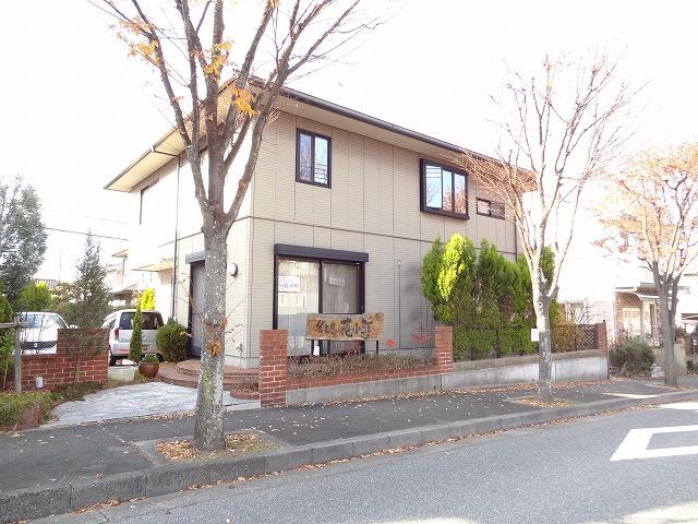 Local appearance photo. Local (12 May 2013) Shooting