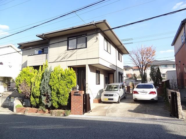 Local appearance photo. Local (12 May 2013) Shooting