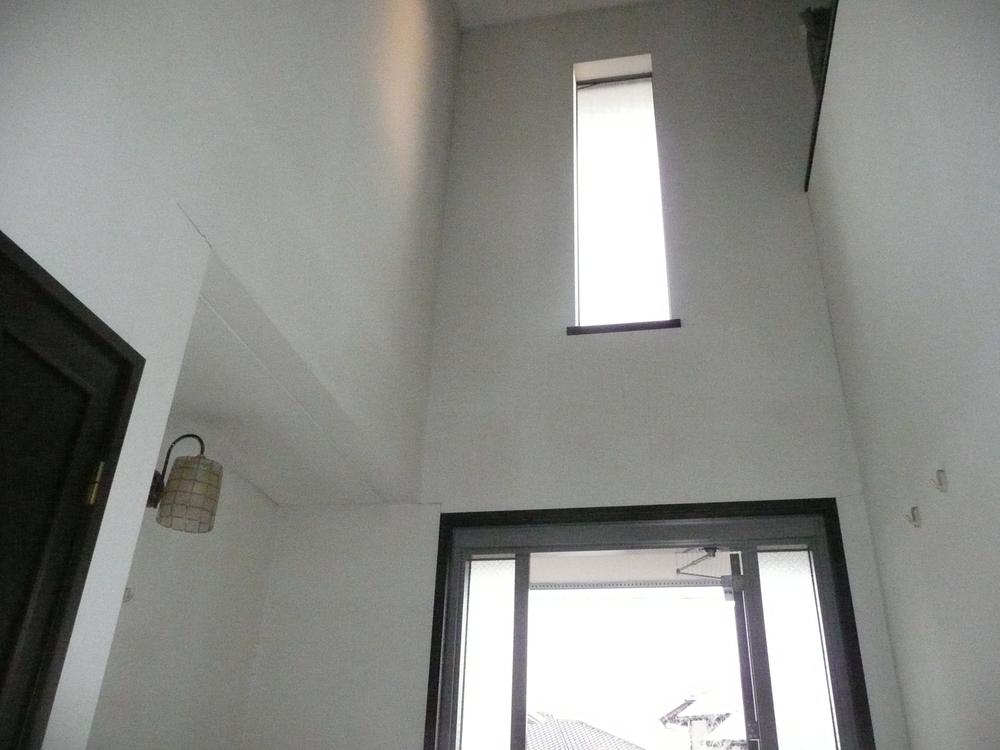 Entrance. Local (January 2014) Shooting