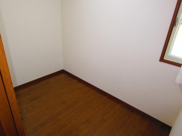 Receipt. Second floor storeroom