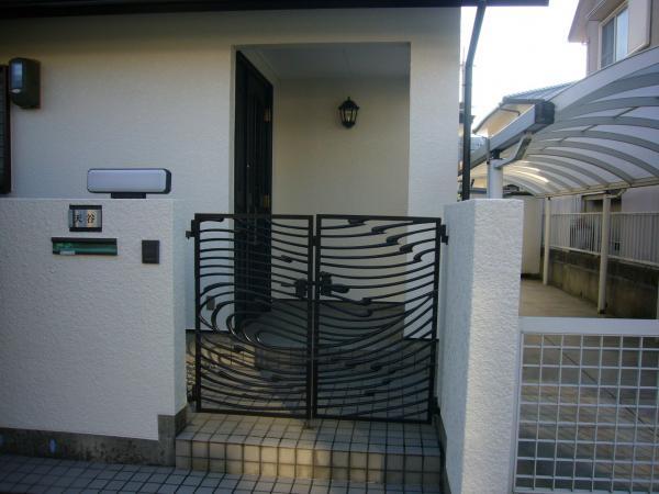 Entrance. Entrance photo