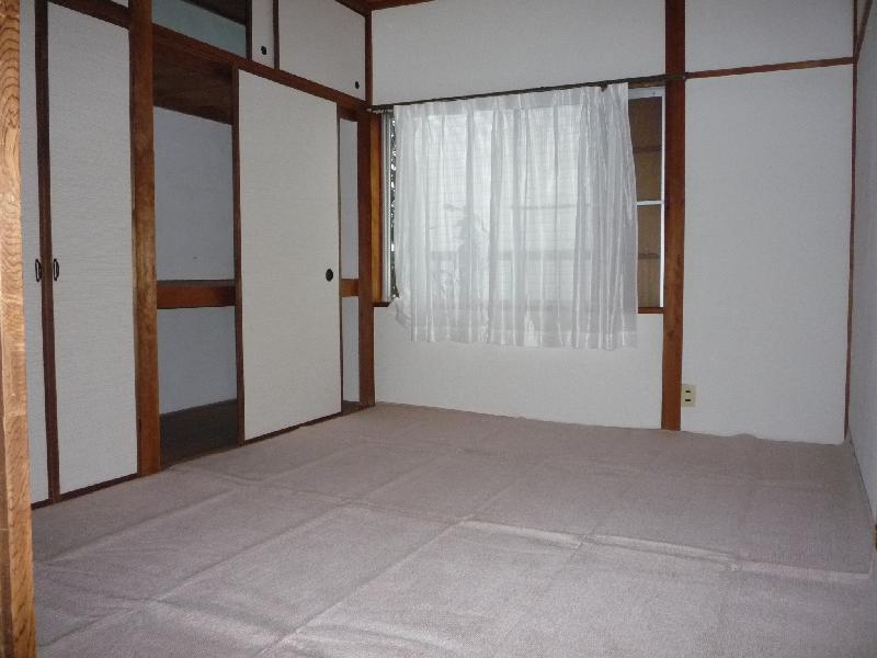 Living and room. Bright Japanese-style room