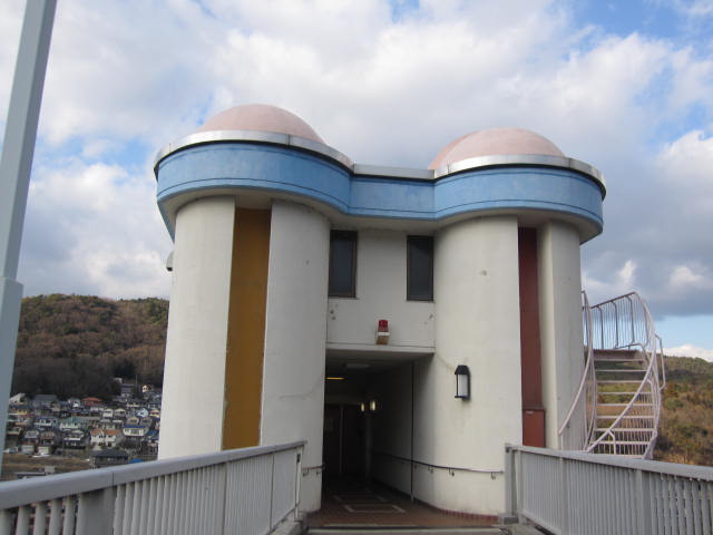 Other common areas. An 8-minute walk from the Hanayama Station via skew Elevator