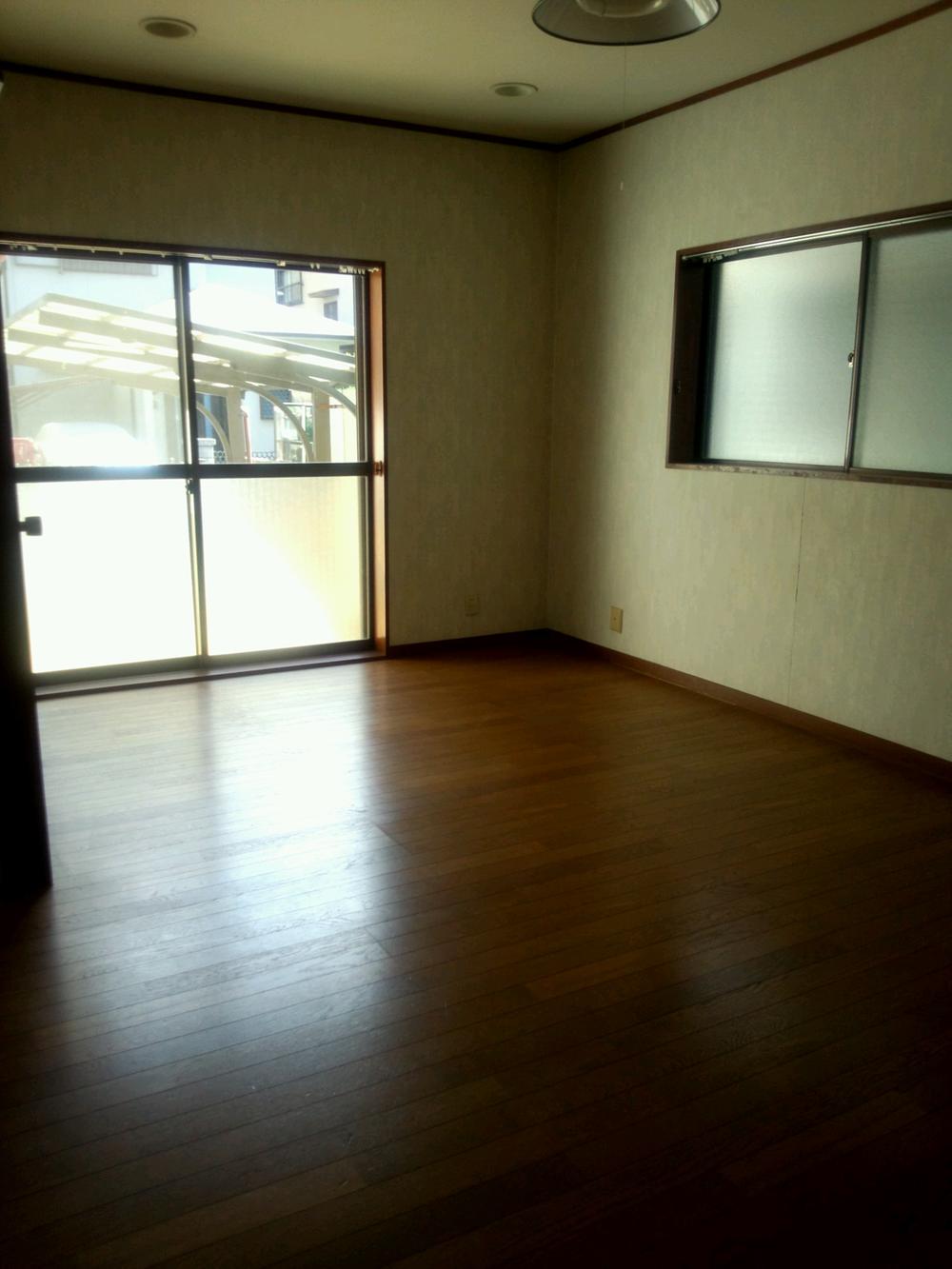 Living. Room (May 2013) Shooting