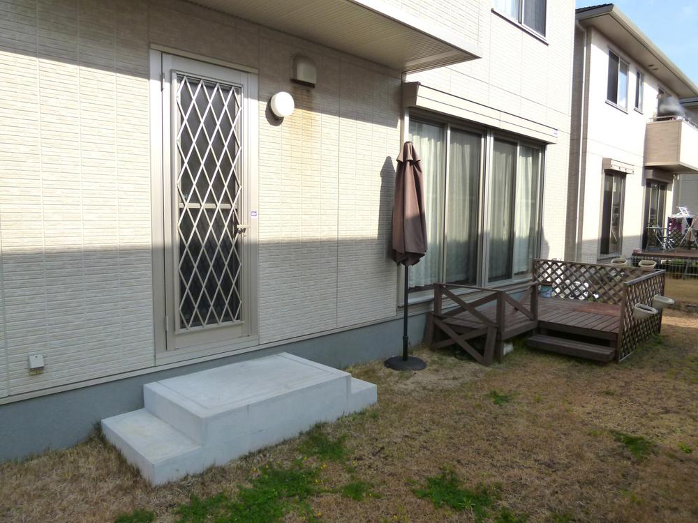 Garden. Indoor (12 May 2013) Shooting