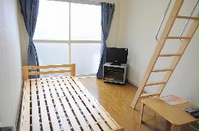 Living and room. 1F flooring.