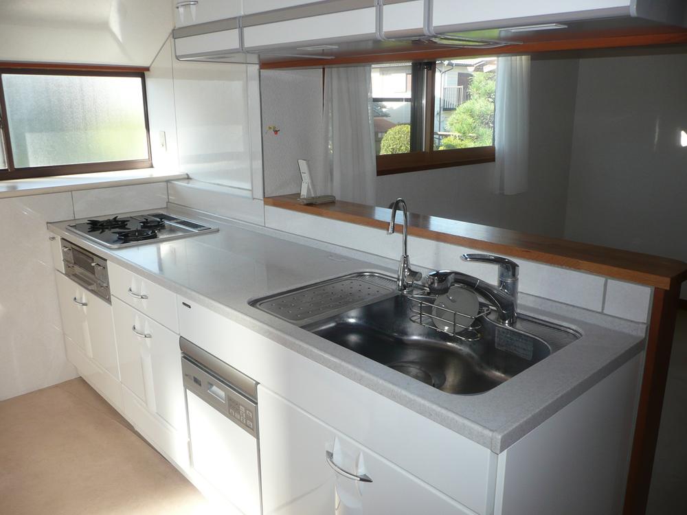 Kitchen. Room (August 2013) Shooting