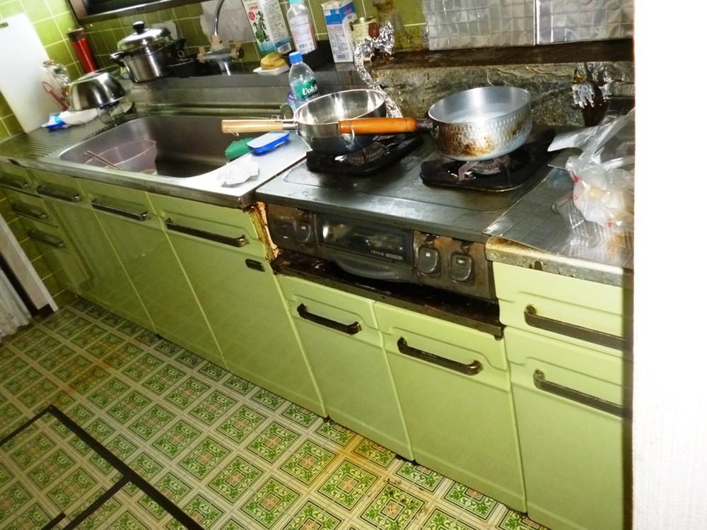 Kitchen. Indoor (June 2013) Shooting