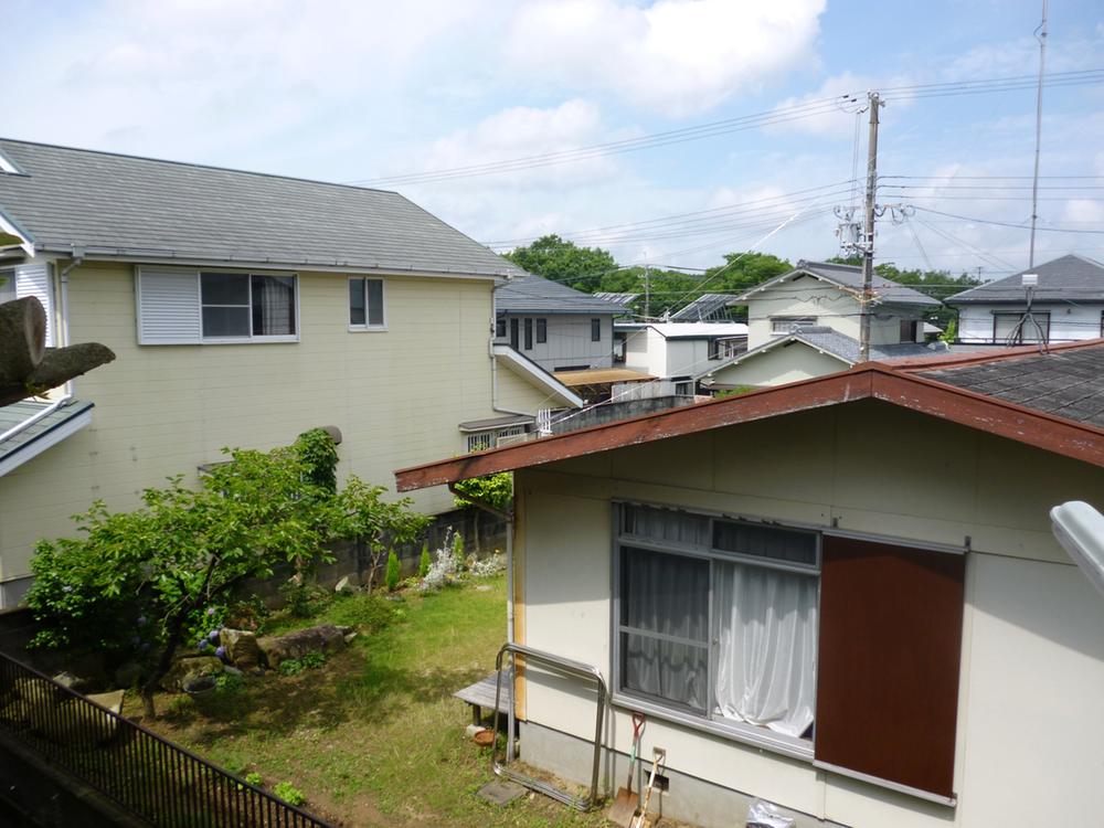 View photos from the dwelling unit. View from the site (June 2013) Shooting