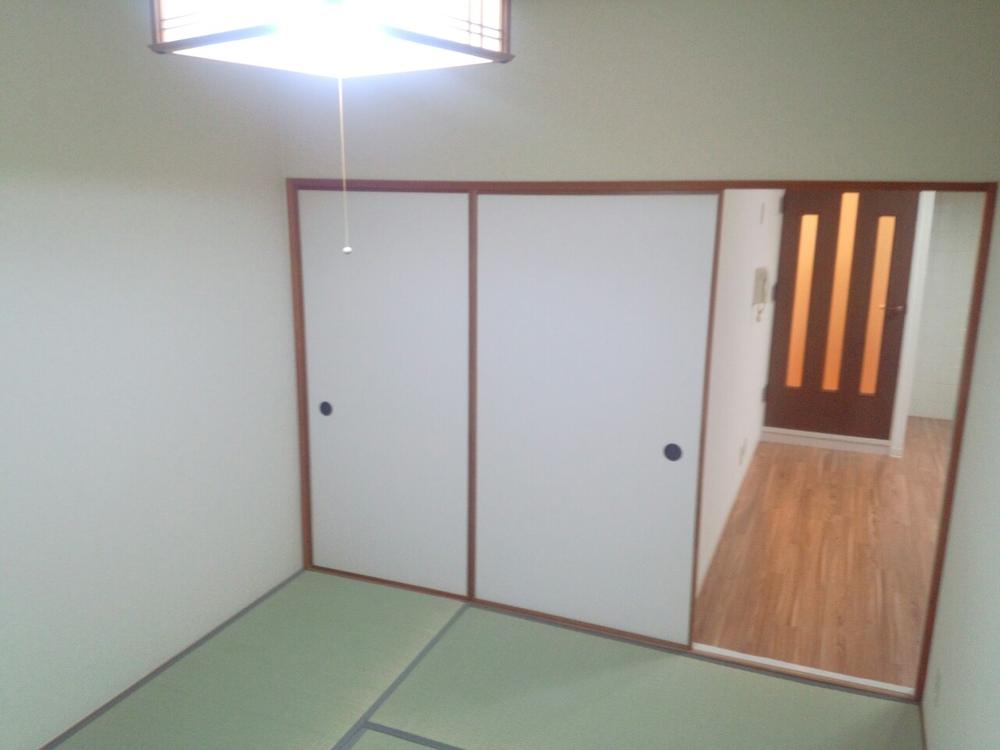 Same specifications photos (Other introspection). Our example of construction is the same specification.