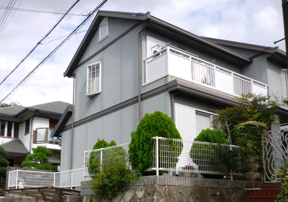 Local appearance photo. Local (12 May 2013) Shooting