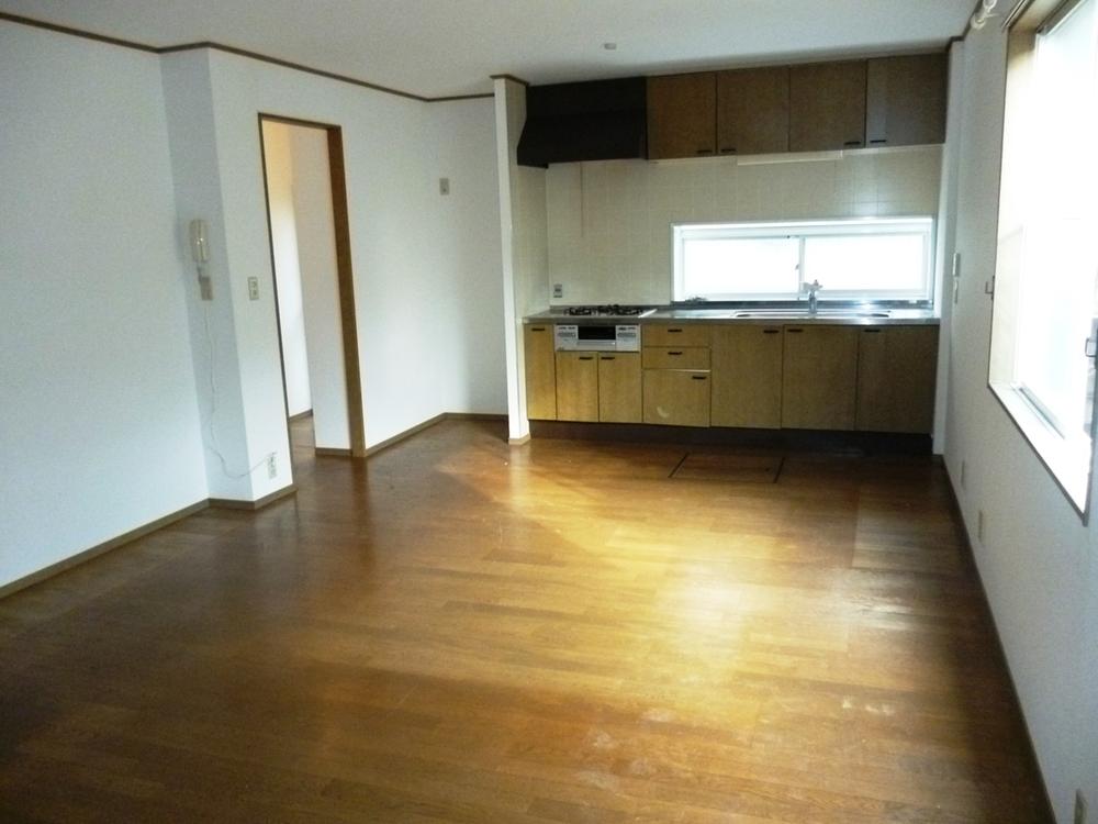 Living. Indoor (12 May 2013) Shooting