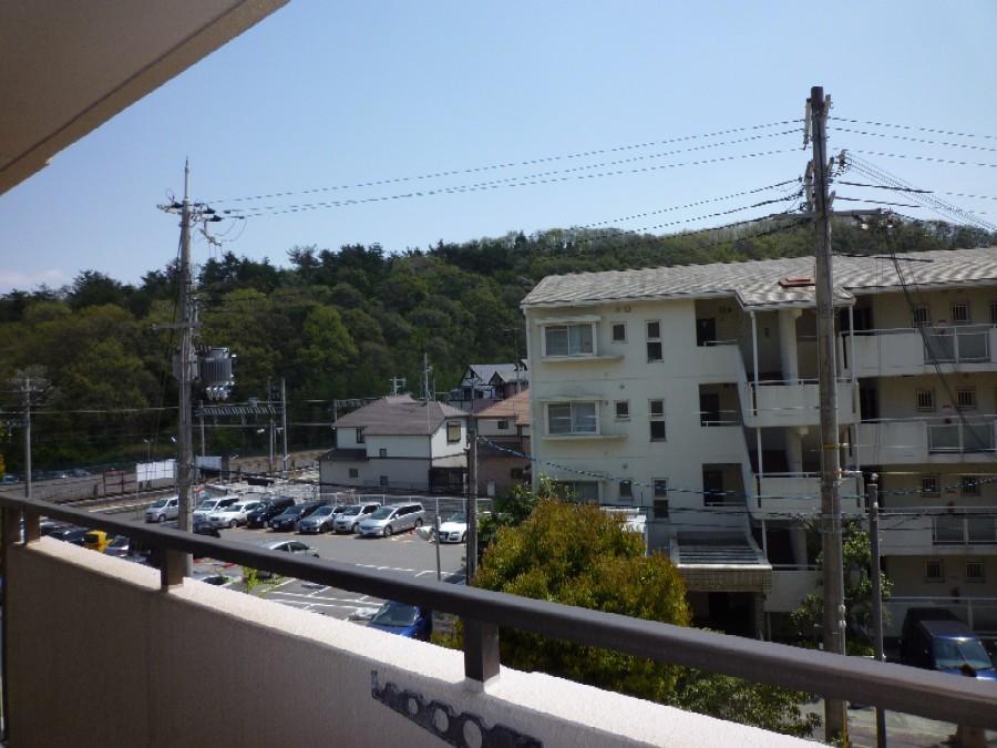 View photos from the dwelling unit