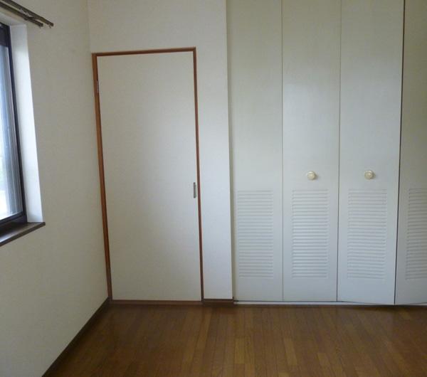 Non-living room. Indoor (June 2012) shooting