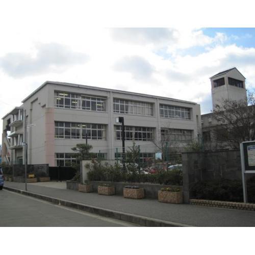 Primary school. Nishiyama elementary school