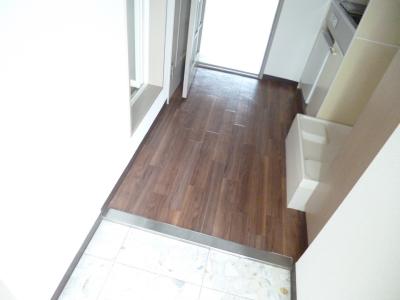 Entrance. Room cleaning also been completed.